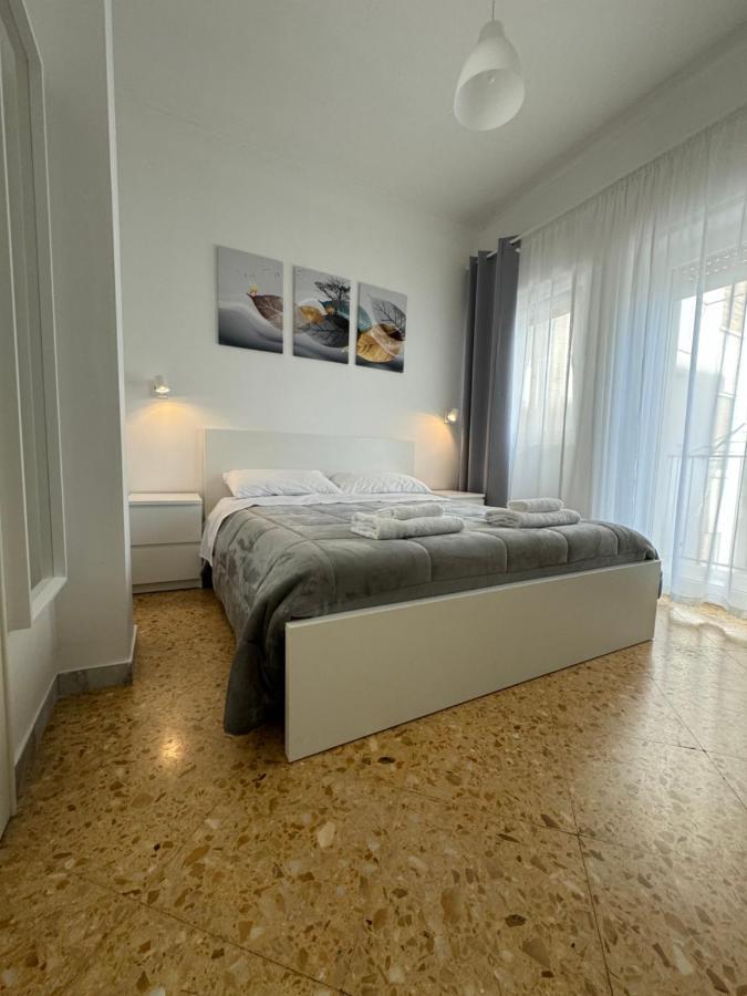Quintino Sella Hotel Bari Bagian luar foto
