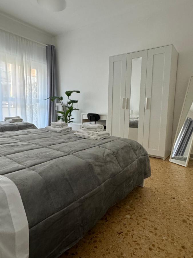Quintino Sella Hotel Bari Bagian luar foto